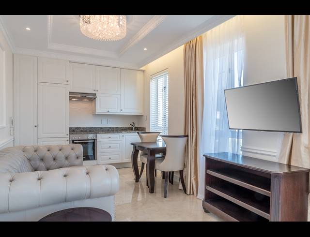 0.5 BEDROOM APARTMENT TO LET IN SEA POINT